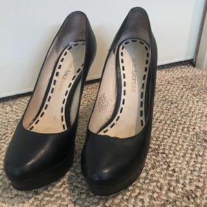 Sexy Black Enzo heels 6.5